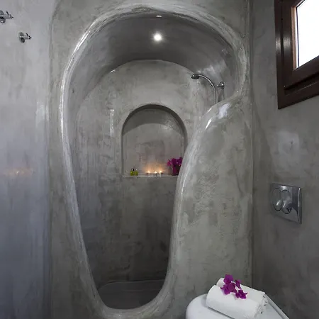 Hotel Theartemis Perissa (Santorini)