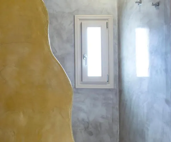 Hotel Theartemis Perissa (Santorini)