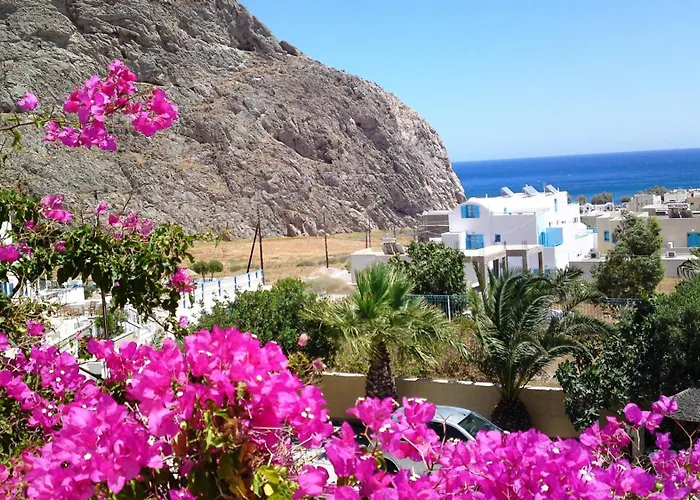 Hotel Theartemis Perissa (Santorini)