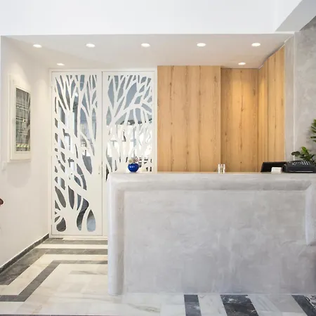 Theartemis 3* Perissa (Santorini)