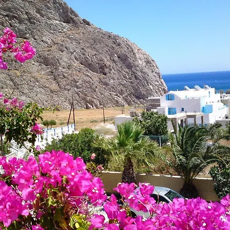 Hotel Theartemis Perissa (Santorini)