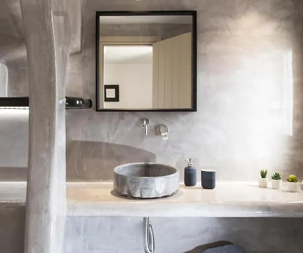 Ξενοδοχείο Theartemis 3*