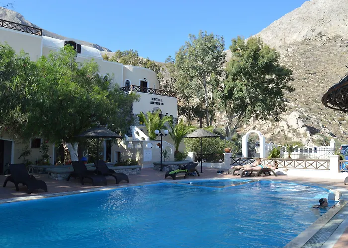 Theartemis Perissa (Santorini)