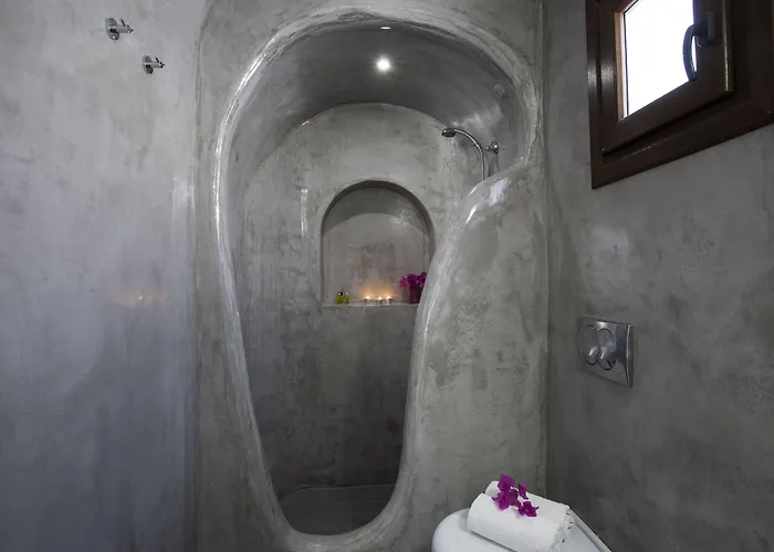 Hotel Theartemis Perissa (Santorini)